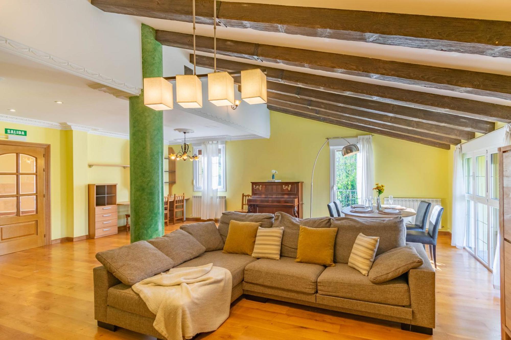 Casa Toki Eder, Espaciosa Casa Rural Para Familias Y Amigos Con Vistas Al Valle Uztegui ภายนอก รูปภาพ