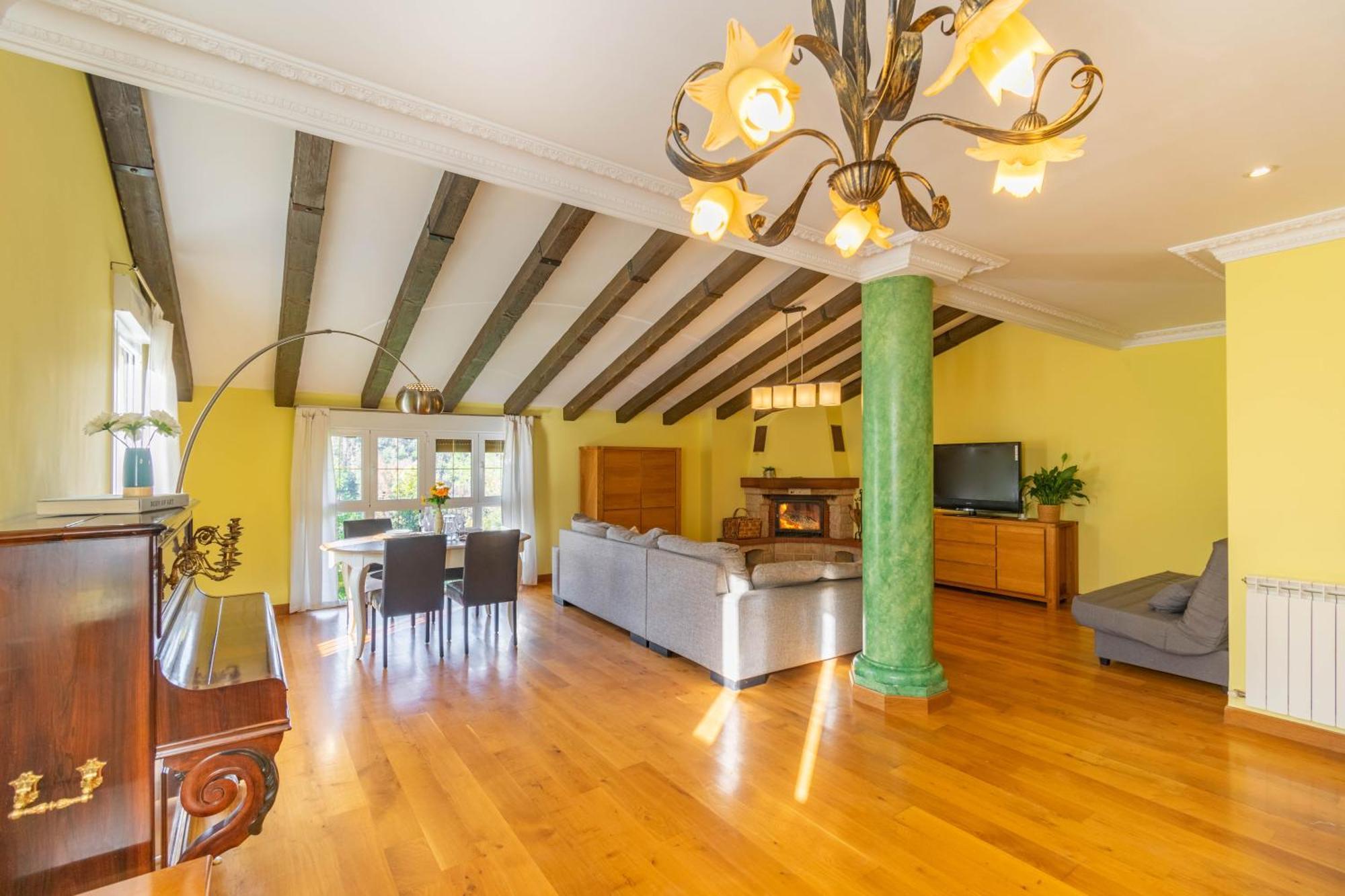 Casa Toki Eder, Espaciosa Casa Rural Para Familias Y Amigos Con Vistas Al Valle Uztegui ภายนอก รูปภาพ