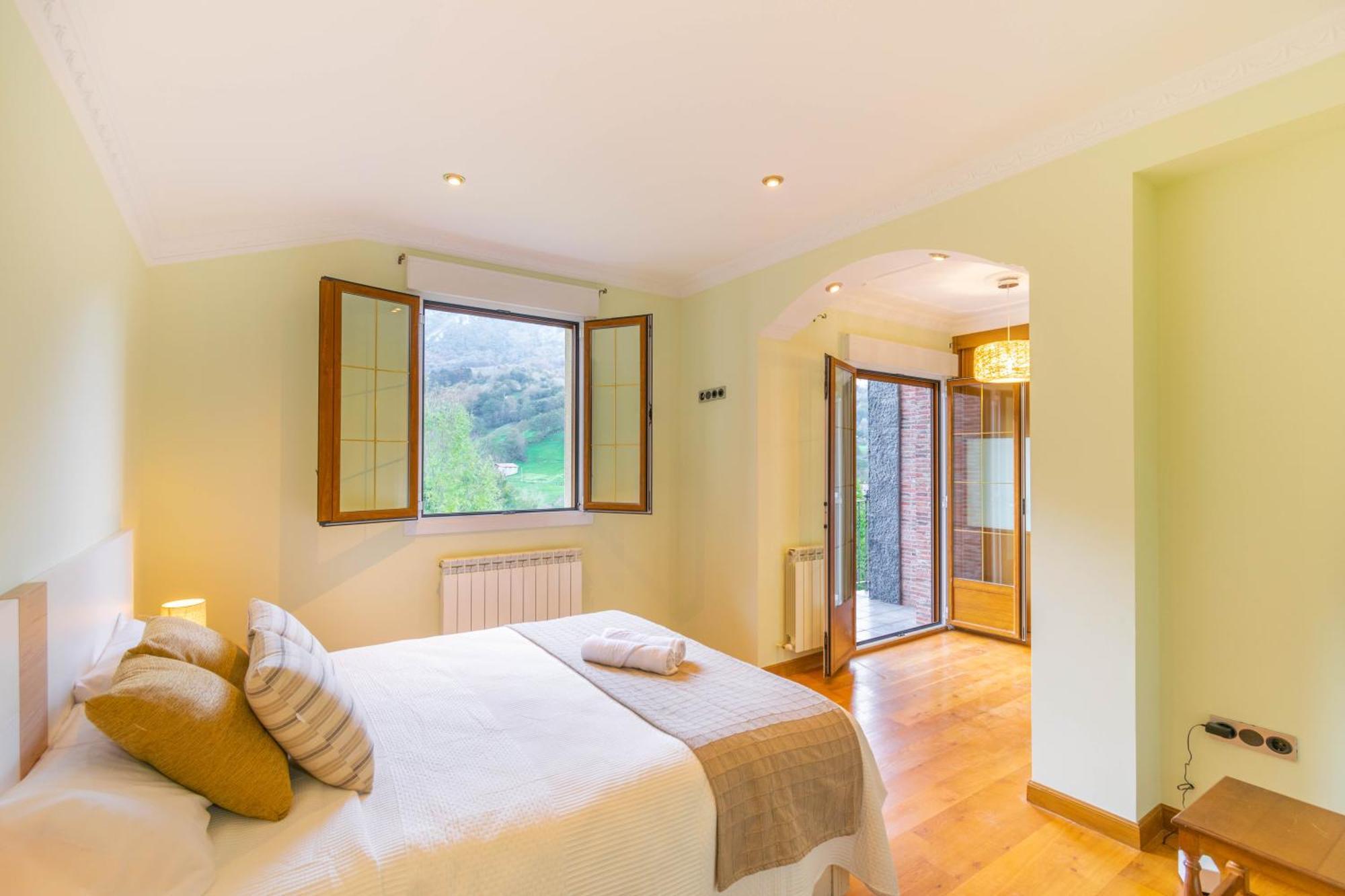 Casa Toki Eder, Espaciosa Casa Rural Para Familias Y Amigos Con Vistas Al Valle Uztegui ภายนอก รูปภาพ