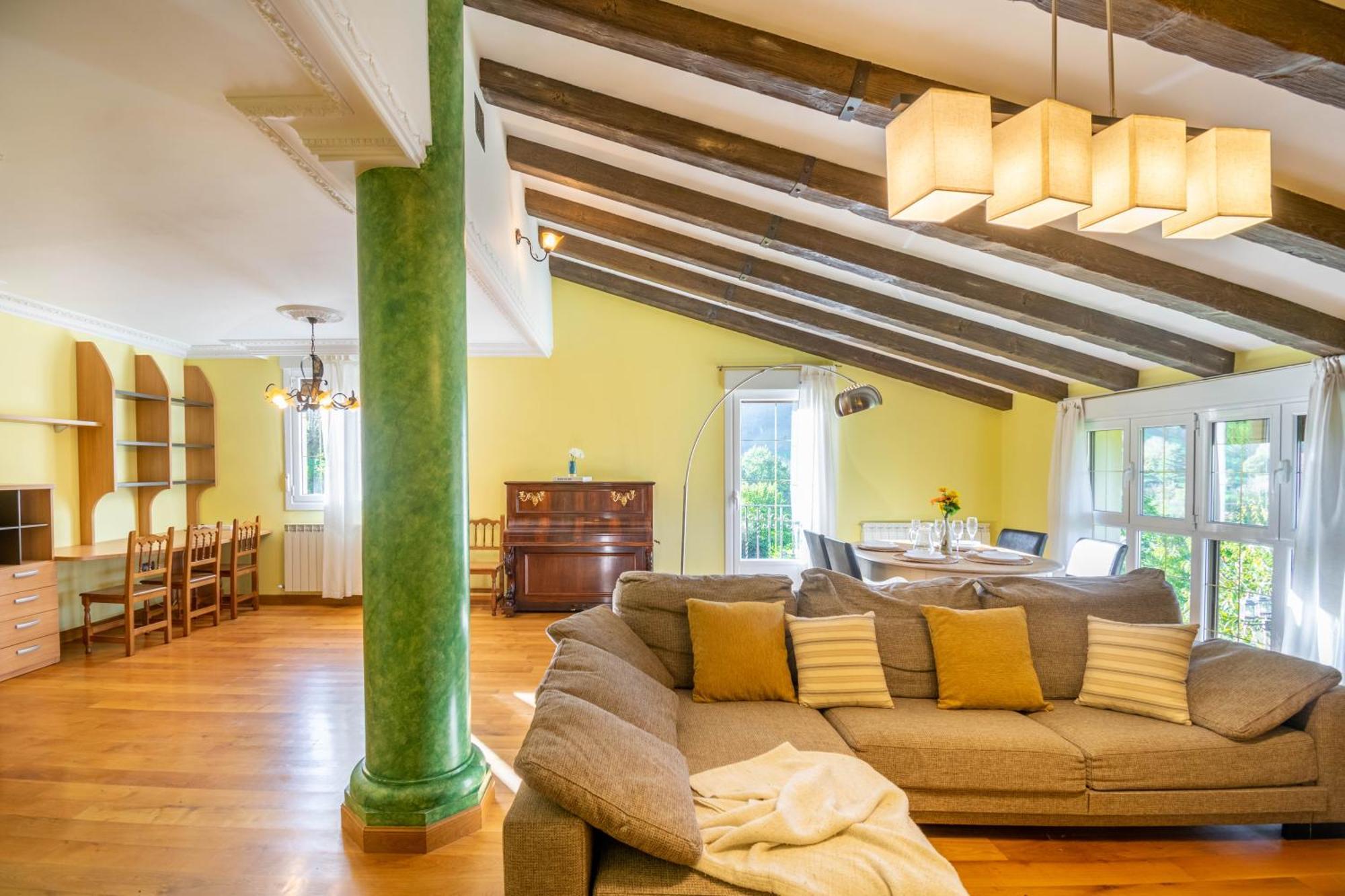 Casa Toki Eder, Espaciosa Casa Rural Para Familias Y Amigos Con Vistas Al Valle Uztegui ภายนอก รูปภาพ
