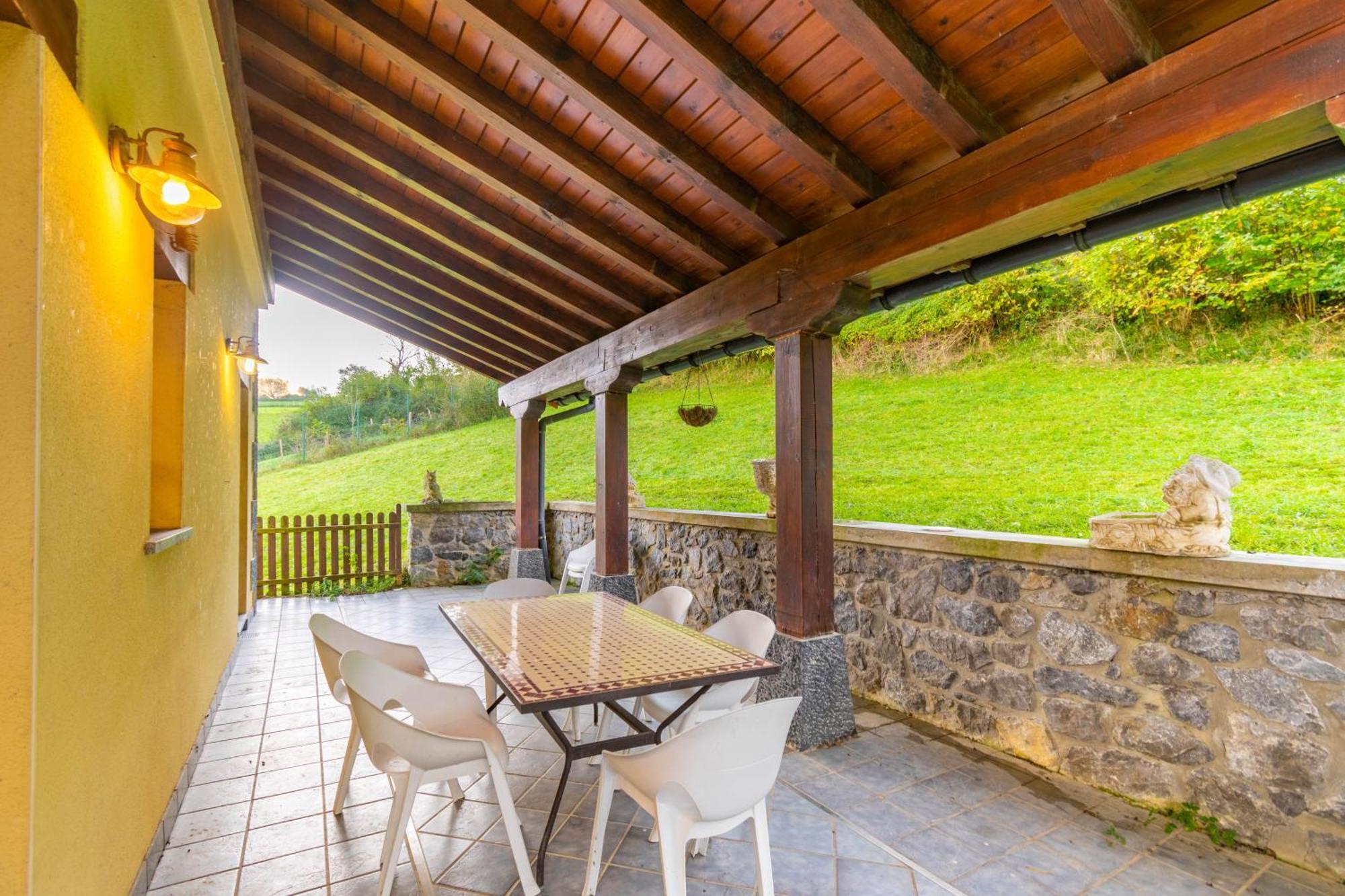 Casa Toki Eder, Espaciosa Casa Rural Para Familias Y Amigos Con Vistas Al Valle Uztegui ภายนอก รูปภาพ
